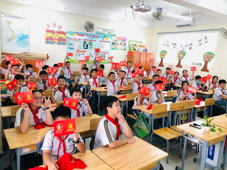 Trường Tiểu học Phú Thuận