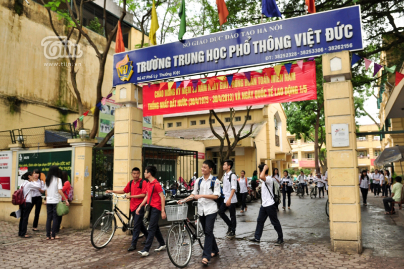 Trường THPT Việt Đức