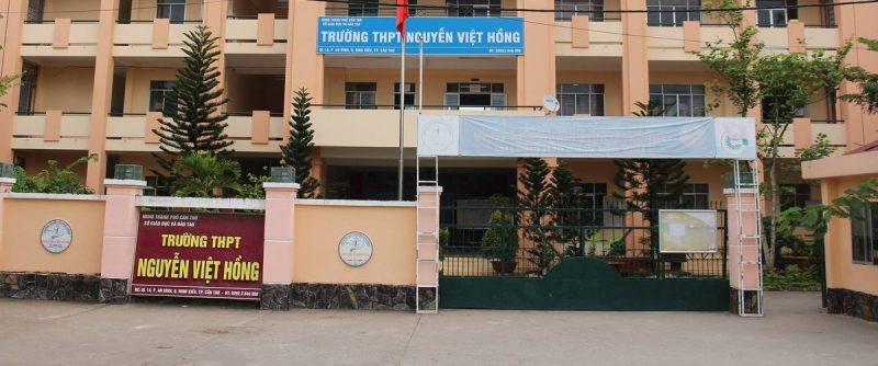 Trường Trung học phổ thông Nguyễn Việt Hồng