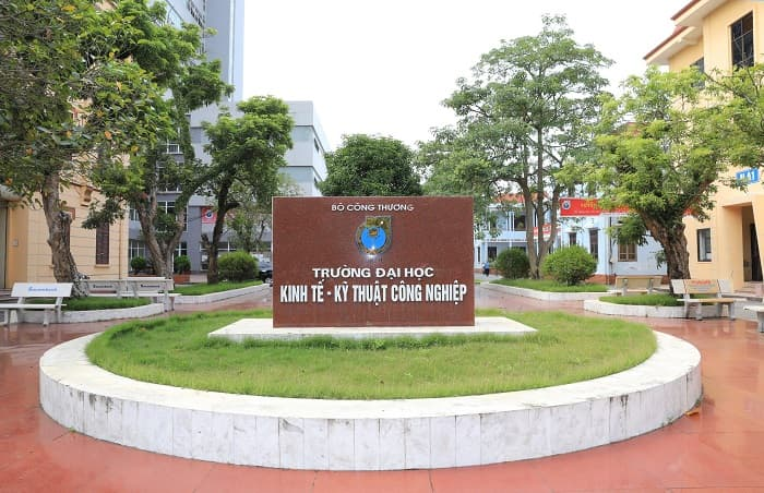 Đại học Kinh tế Kỹ thuật Công nghiệp Hà Nội