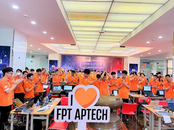 FPT Aptech