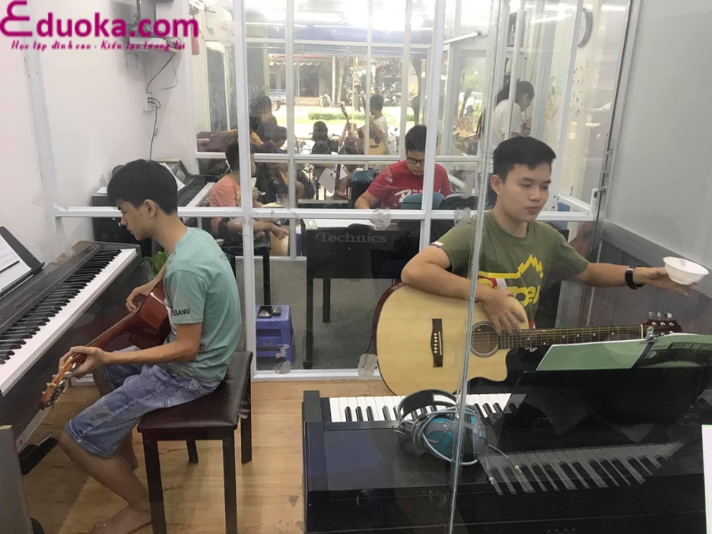 Nhất Tâm- Trung tâm dạy âm nhạc quận Tân phú