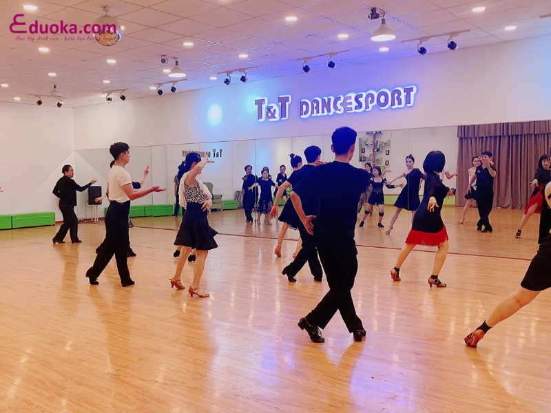 Trung tâm nghệ thuật T&T Dance Studio