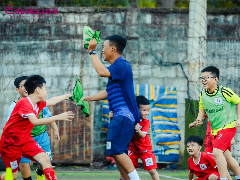 Trung tâm đào tạo bóng đá trẻ VietGoal