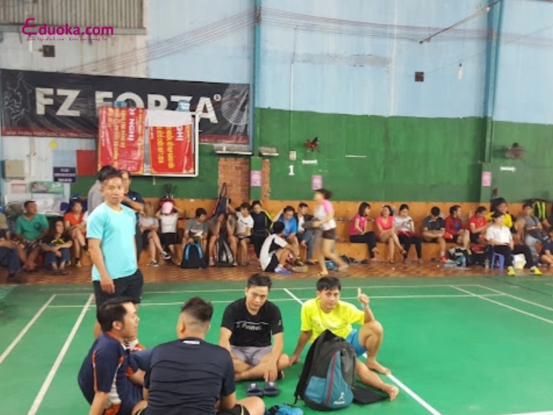 Học cầu lông Q. Tân Phú - HN Badminton