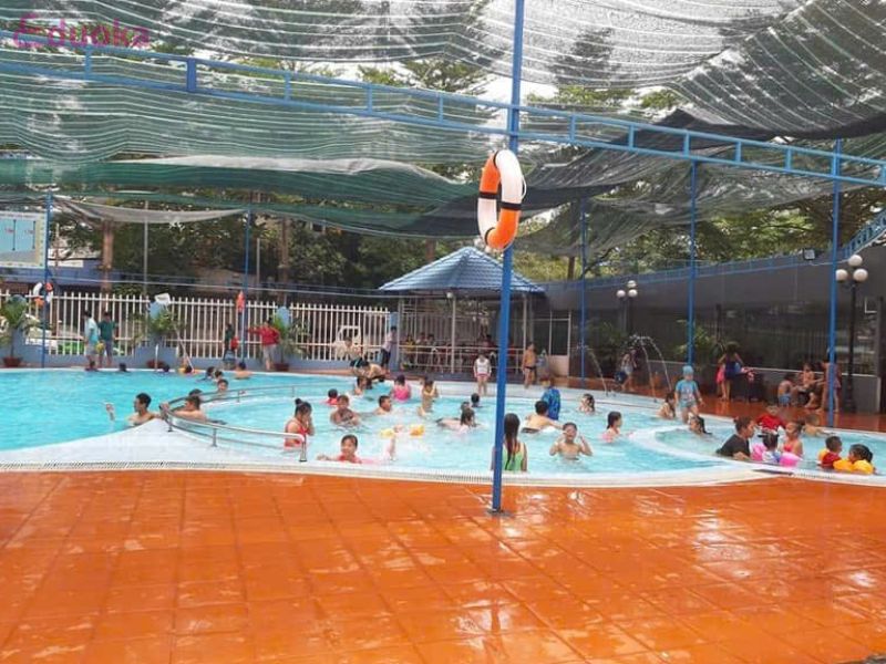 Tiện Ích Tại Hồ Bơi Nhật Nguyệt