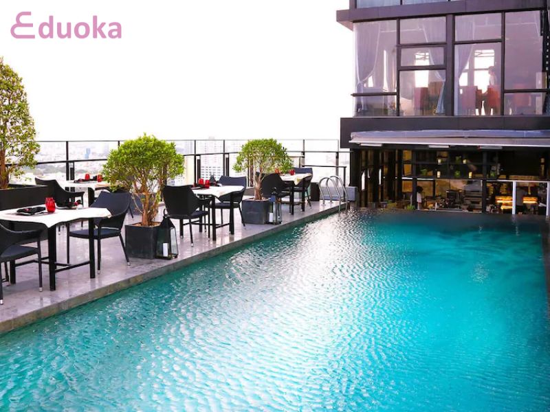 Review về Bể Bơi Luxury The One Ben Thanh Apartments 