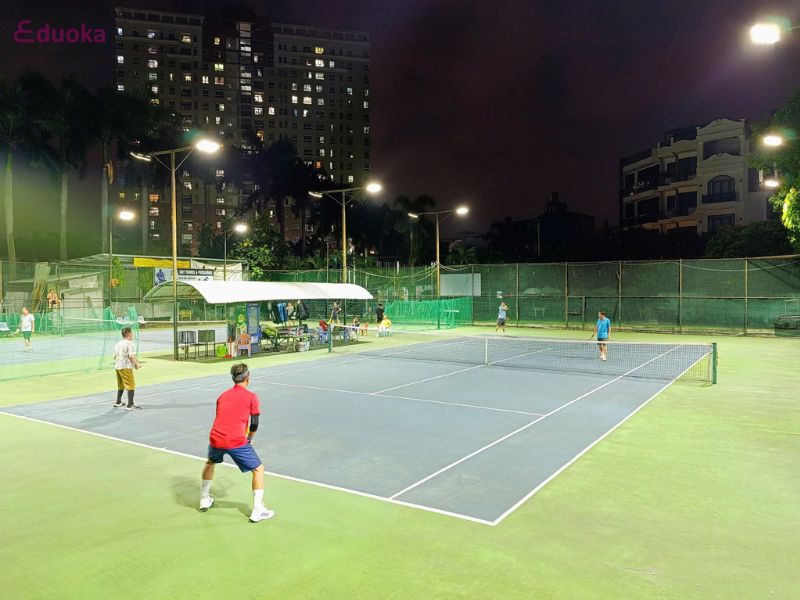 Tại sao nên chọn lớp học tennis phường Long Trường?