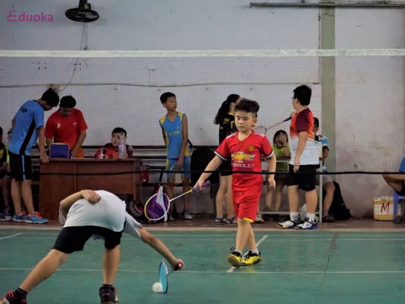 Thông tin khóa học học tennis phường Long Trường