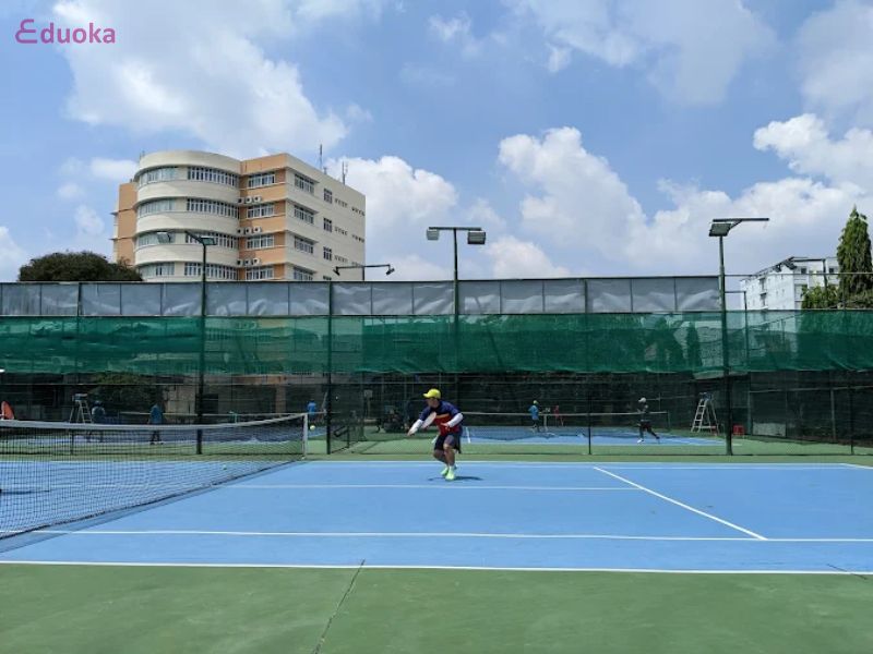 Sân Tennis ĐH Ngân Hàng TPHCM