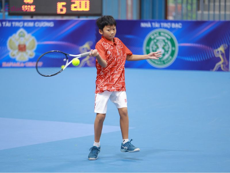 Tham gia lớp dạy tennis uy tín tại khu vực phường Tân Định 