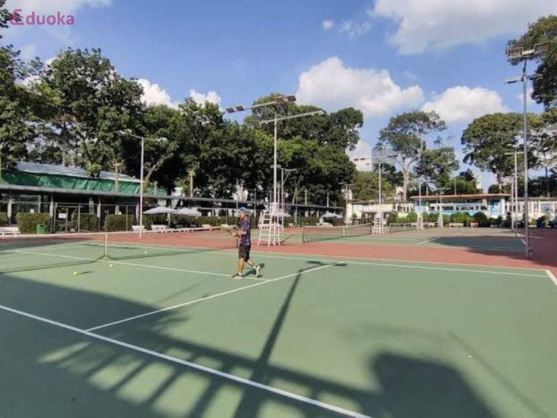 Tao Dan Tennis Court