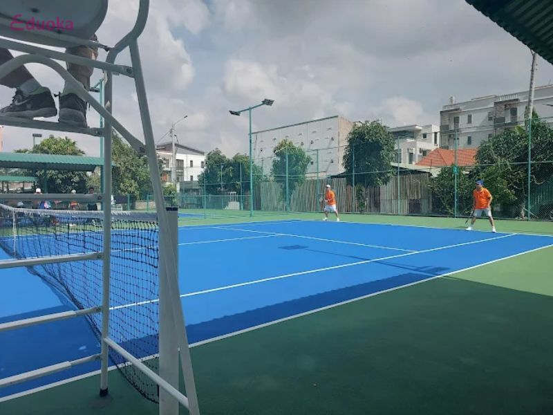 Sân tennis Lộc Vừng