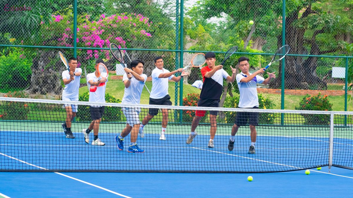 Lớp dạy tennis phường An Phú Đông – Cam kết nâng trình độ nhanh