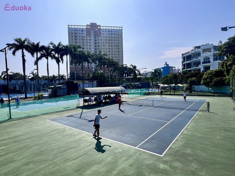 Tại sao nên chọn lớp học tennis phường Cầu Ông Lãnh?