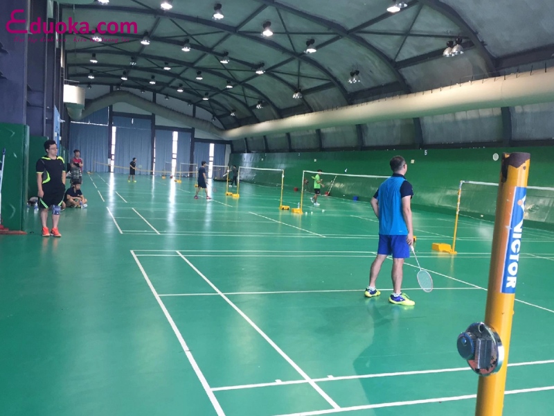 Trung tâm dạy cầu lông Phú Nhuận - sân cầu lông Badminton Courts