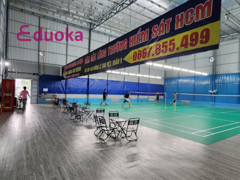 Chi phí thuê Sân cầu lông trường viện kiểm sát