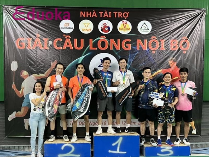 Dịch vụ tiện ích đa dạng khi thuê sân cầu lông New Star