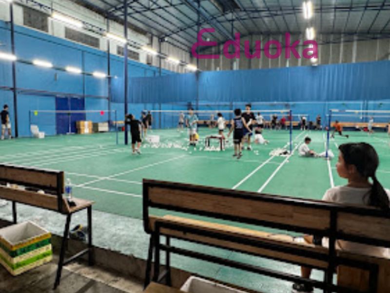 Sơ lược về sân cầu lông Tuấn Huệ