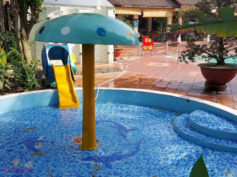 Giới Thiệu Về Bể Bơi Khu Nghỉ Dưỡng Villa H2O