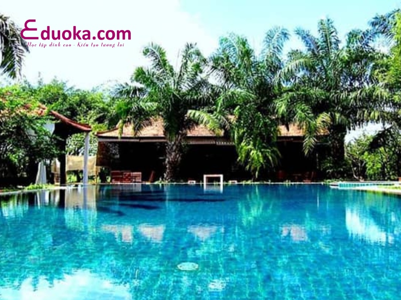 Hồ bơi Bến Xưa quận 12