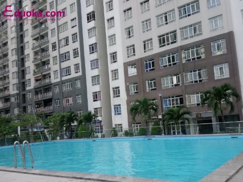Hồ bơi chung cư Samland Giai Việt quận 8