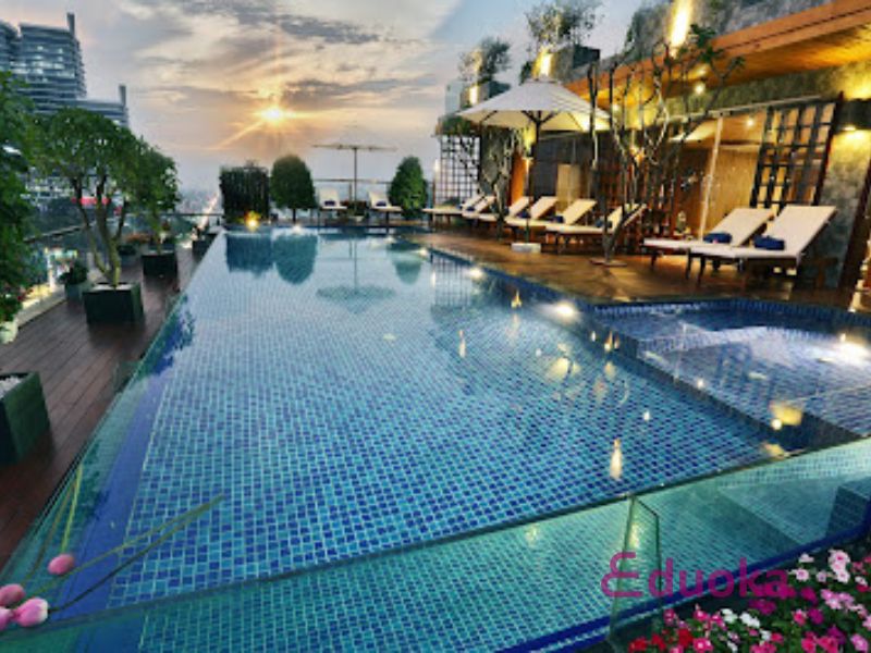 Lợi Ích Khi Sử Dụng Hồ Bơi Lotus Saigon Hotel