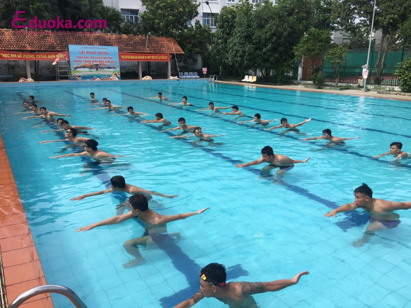 Hồ Bơi Trung Tâm Thể Dục Thể thao Q9 Giá Rẻ