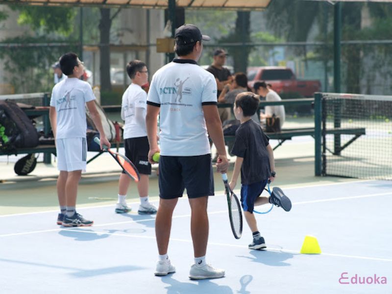 Dịch vụ tại sân tennis Masteri Thảo Điền