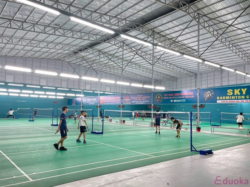 Tổng quan về sân cầu lông Sky Badminton Club Thủ Đức