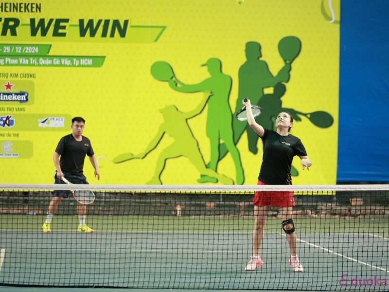 Sân tennis ĐH Y Dược